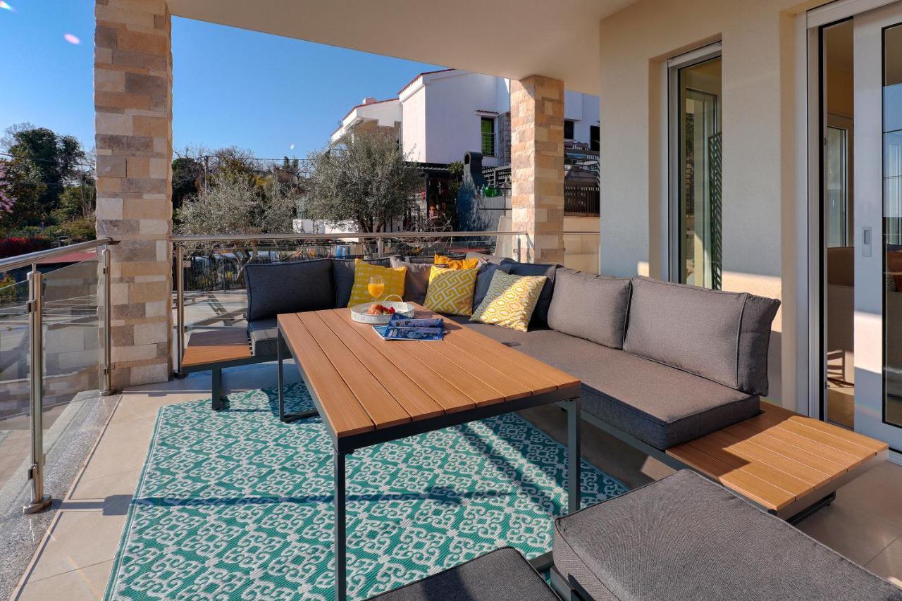 Sunny Icici- Sun Apartment